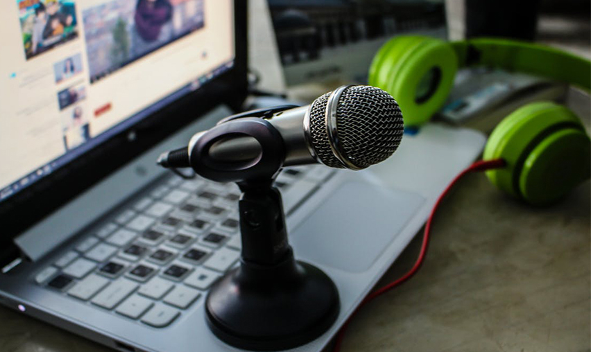 A Developer’s Guide To Communicating With Customers in 2023
